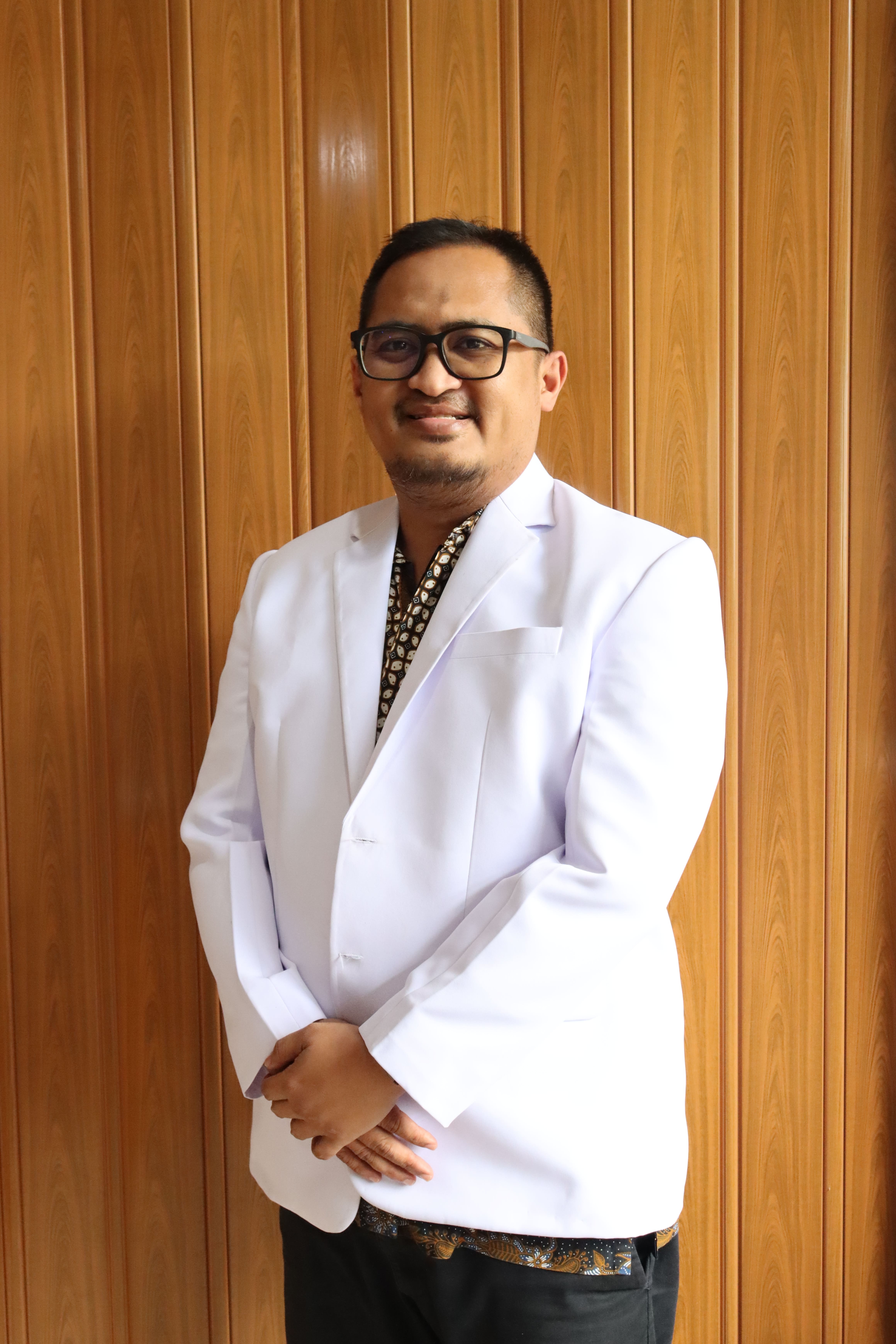 dr. Hayu Ratna Arya Taufiqi - Dokter Spesialis Paru di Balkesmas Wilayah Ambarawa
